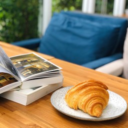 BUTTER CROISSANT