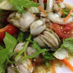 ยำหอยนางรม (พริกสด)