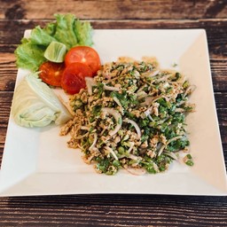 ลาบหมู Ground pork salad