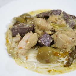 ขนมจีนแกงเขียวหวานไก่