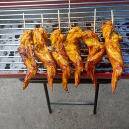 ร้านข้าวต้มพานทอง-อาหารจานเดียว