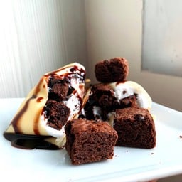 เครปเย็นไส้บราวนี่