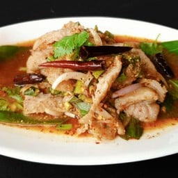 น้ำตกคอหมูย่าง
