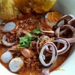 เย็นตาโฟชามยักษ์-เซเว่นสถานพินิจ