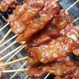 หมูปิ้ง6ไม้ ข้าวเหนียว 2ห่อ