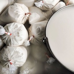 กะทิคั้นสด ครึ่งโล