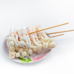 เห็ดหลินขาวพัเบคอนเสียบไม้