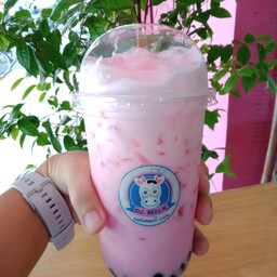 นมชมพูเย็น