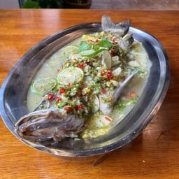 ปลากะพงนึ่งมะนาว