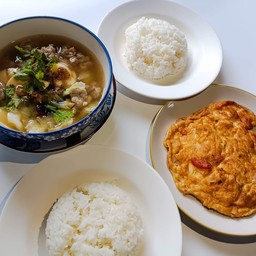 ชุดเซ็ท ต้มจืด +ไข่เจียว +ข้าง 2 ถ้วย