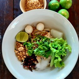 ร้านข้าวมันไก่ตอน วรเดช บ้านท่าเรือ