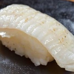 ซูชิครีบปลาตาเดียว