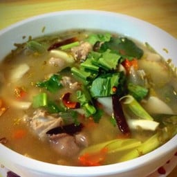 ต้มแซบไก่