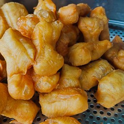 ปาท่องโก๋