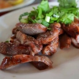 ลิ้นโคขุนย่าง Grilled beef tongue