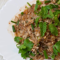 ลาบวุ้นเส้นไก่