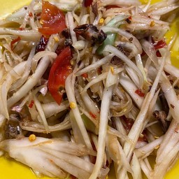 ก๋วยเตี๋ยวหมู เนื้อ โครงไก่