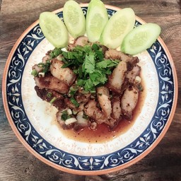 น้ำตกหมูทอด