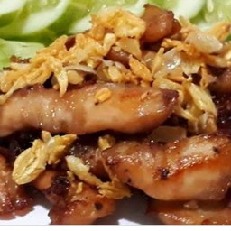 หมูทอดกระเทียมพริกไทย