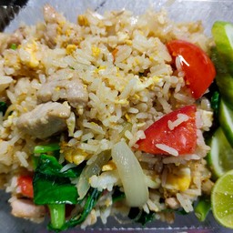 ข้าวผัดหมู