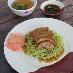 บะหมี่หยกเป็ดย่าง แห้ง (พิเศษ)