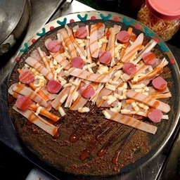 แป้งชาโคล พิซซ่า แฮม ไส้กรอก ปูอัด เบค่อน ชีส