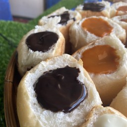 อิ่มเอม