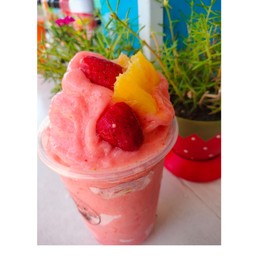 สมูทตี้สตอเบอรี่ สับปะรด