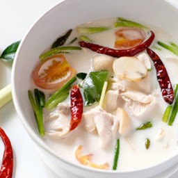 ต้มข่าไก่(ปีก&น่องสับ)