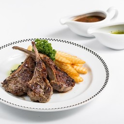 สเต็กเนื้อแกะ