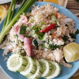 ข้าวผัดแหนม
