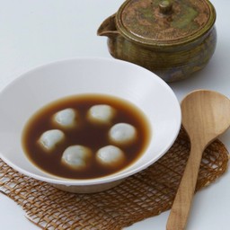 บัวลอยน้ำขิง