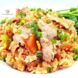ข้าวผัดหมู/ไก่[จานเล็ก]กรุณาเลือก