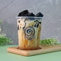 อิ่มชา คาเฟ่ กาดก้อม