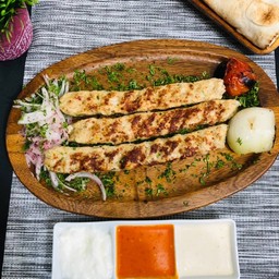 CHICKEN KAFTA