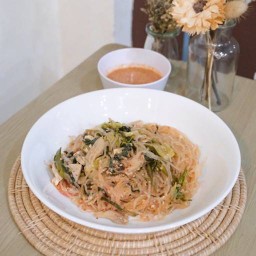 มั่งมี สุกี้เจ (โฮมเมด)