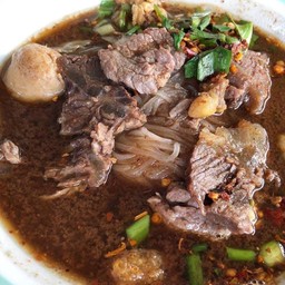 ก๋วยเตี๋ยวเนื้อเปื่อย