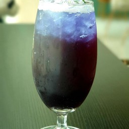 ชาอัญชัญน้ำผึ้งมะนาว