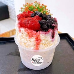 บิงซูดับเบิ้ลเบอร์รี่(นมสดสตอเบอร์รี่+บลูเบอร์รี่)