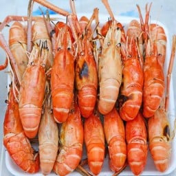 ยำ,แซลมอนดอง,กุ้งดอง ยำ,ดอง