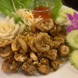 ใส้ตันทอดกระเทียม