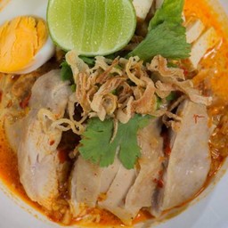 ก๋วยเตี๋ยวแกงไก่(พ)Chicken Curry Noodles