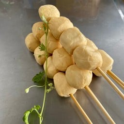 ลูกชิ้นเต้าหู้ รสหมู