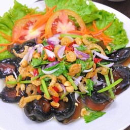 ยำไข่เยี่ยวม้า