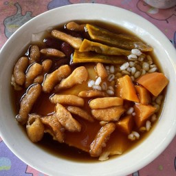 ร้านเจ๊แดงน้ำเต้าหู้ตลาดบางลำภู