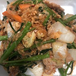 สุกี้แห้งหมู