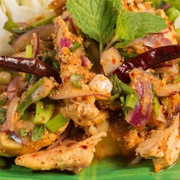 น้ำตกไก่ย่าง