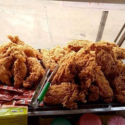 ร้านยำไก่แซ่บ เชียงดาว สาขา 1