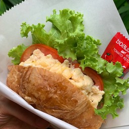 ครัวซอง แซนวิส