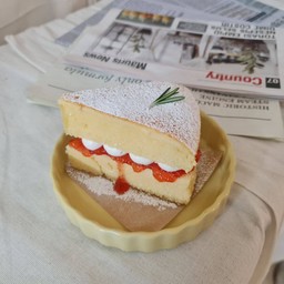 Classic Victoria cake